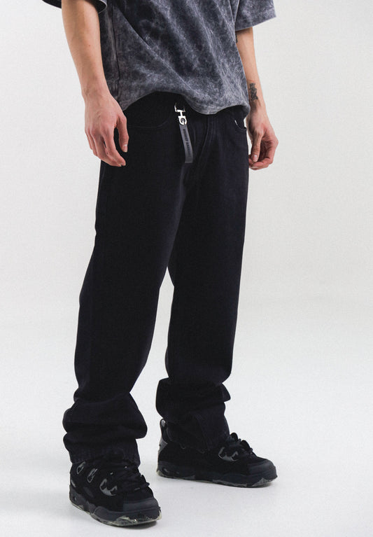 BASIC BLACK JEANS