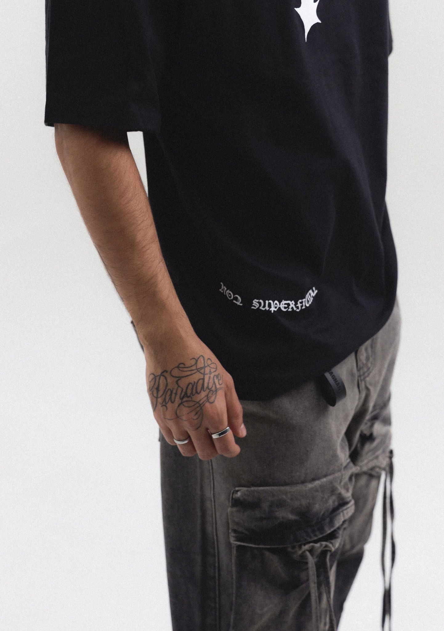 UNDERGROUND TEE