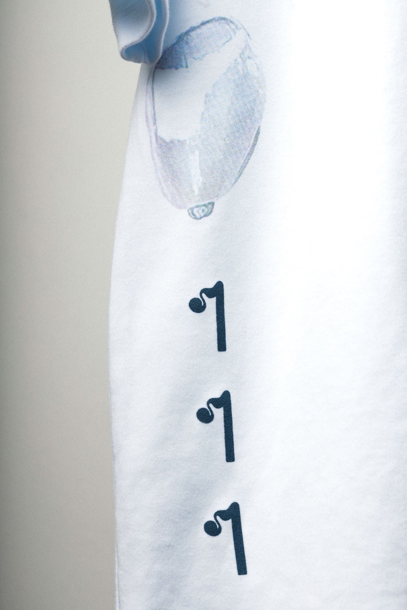OBSERVE TEE